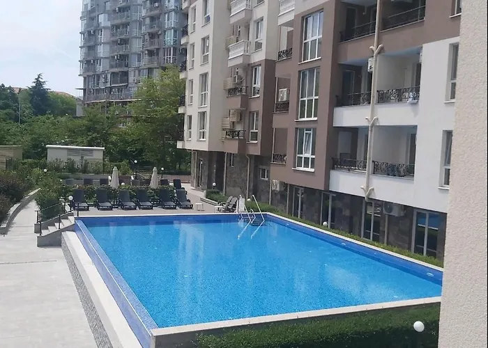 студио перла * ブルガス